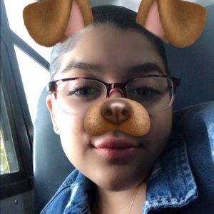 Meet your Posher, Araceli